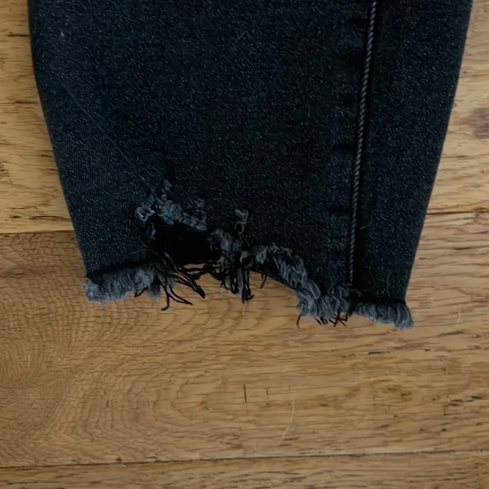 the Icon high rise straight black denim 9/29 - Image 5