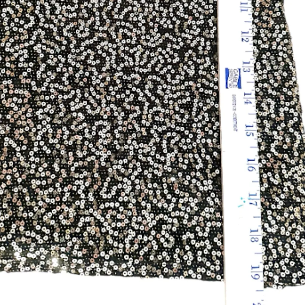 EXPRESS Chic Black and Gold Trendy Top - Image 6