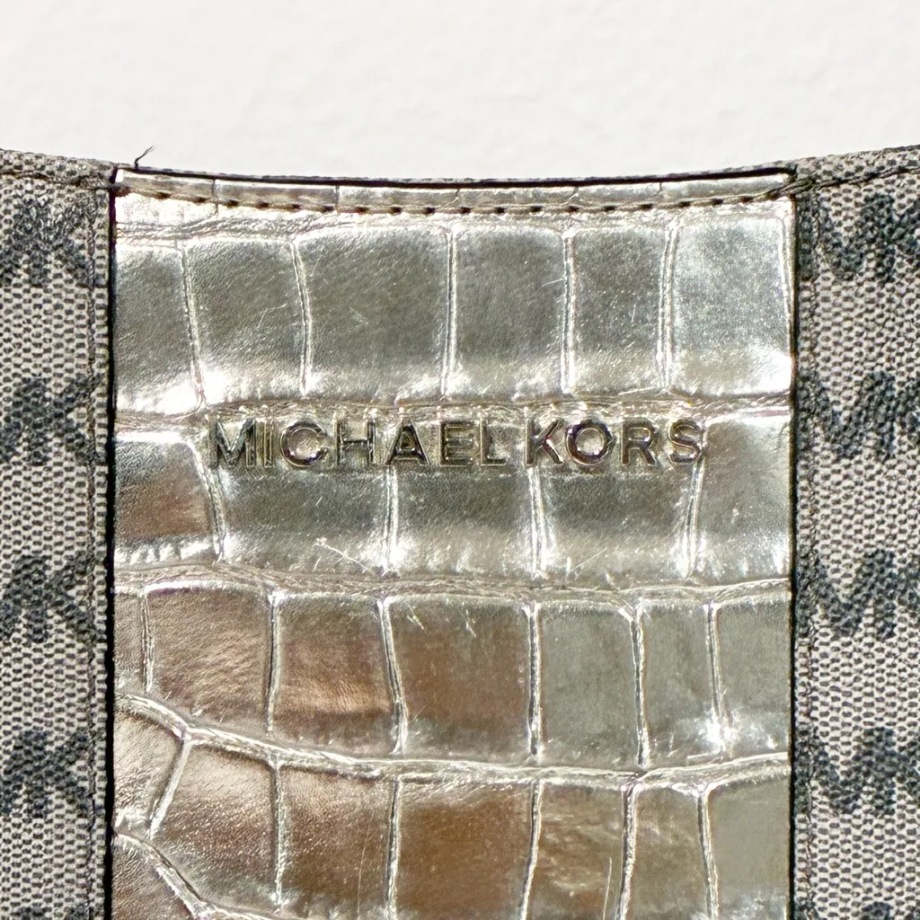 Michael Kors Bag Silver Center Stripe Jet Set Messenger Crossbody Purse - Image 2