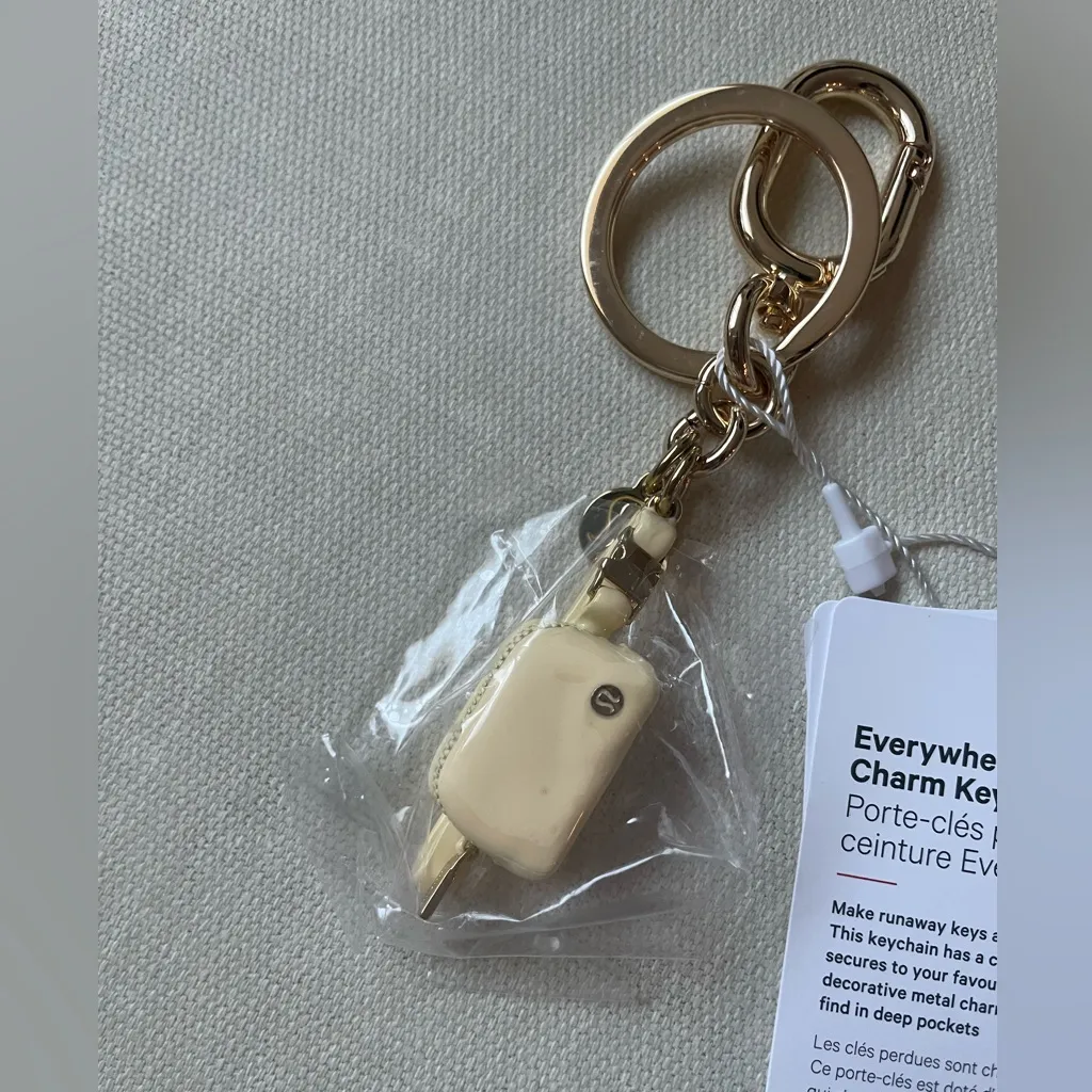 Everywhere Belt Bag Charm Keychain - Butter Corn/Gold - Image 3