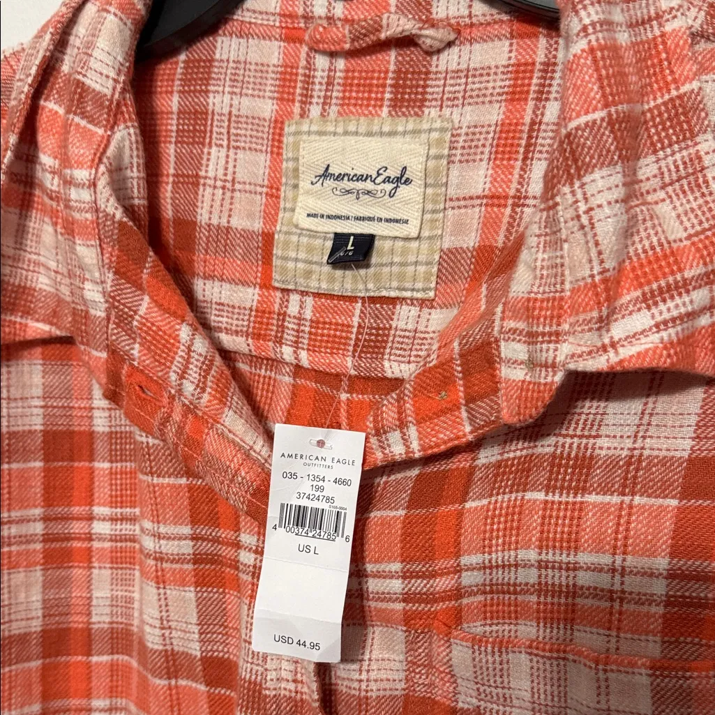 American Eagle Plaid Button-Up Shirt NWT - Image 4