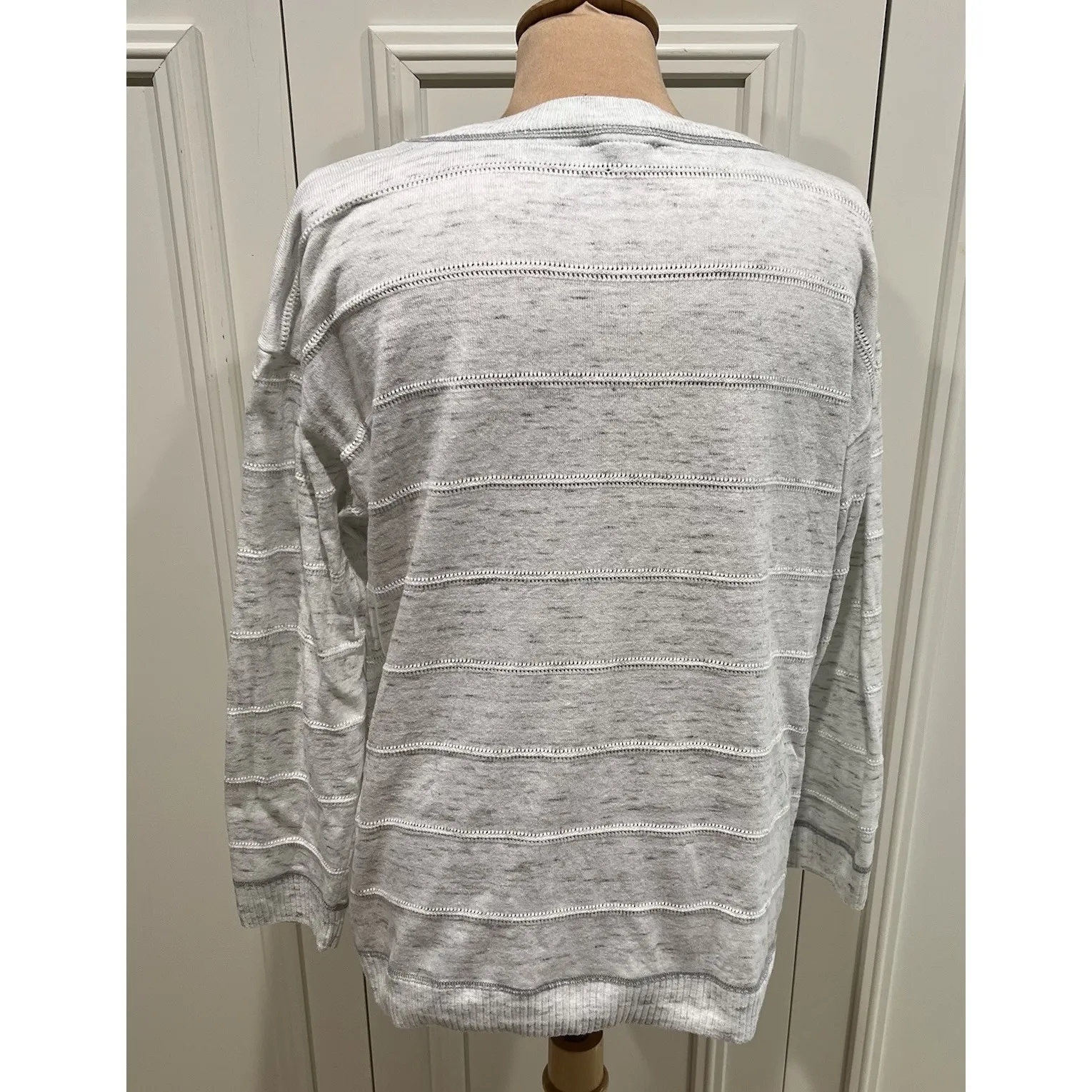 Talbots X Oprah Gray Heathered V‎ Neck Pullover Sweater Top Classic Basic - Image 5