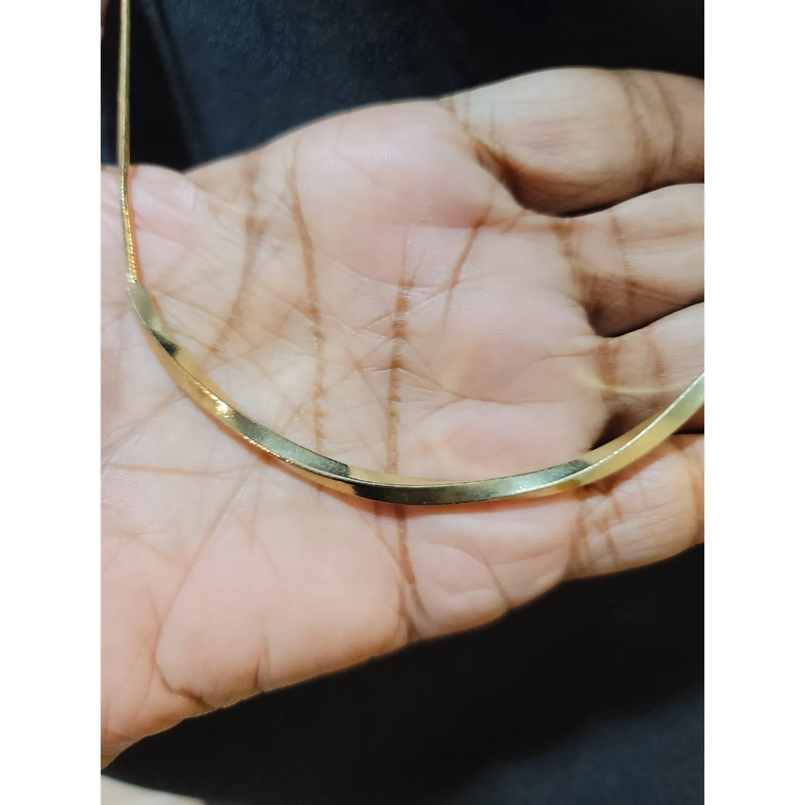 Women's Gold Tone Curved Bar Necklace With Lobster Clasp Snake Chain Design - Image 6