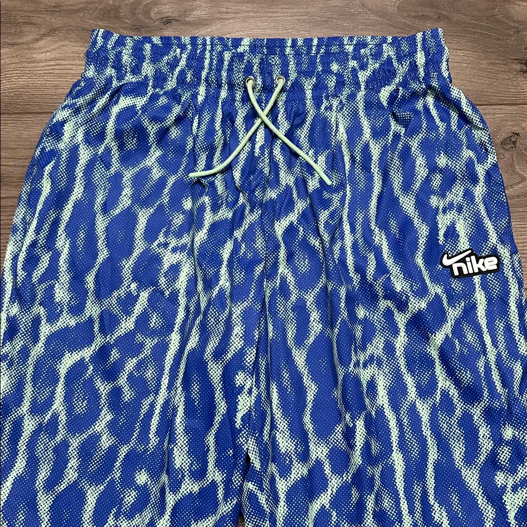 Nike Sportswear Woven High Rise Joggers Blue Green Cheetah DC0025-430 Medium - Image 3