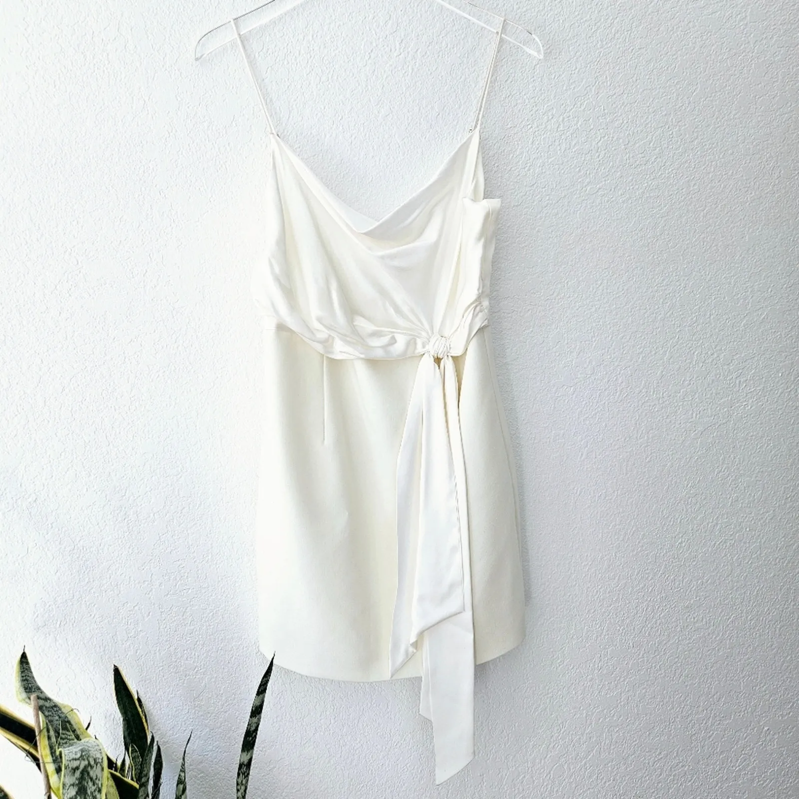 NEW Cinq à Sept Cara Tie Waist Mini Dress‎ Size 4 Ivory Bridal Satin White - Image 3