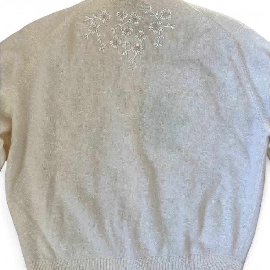 Vintage 1950s Crean Embroidered Beaded Button Up Sweater Ohrbach’s White Size 42 - Image 4