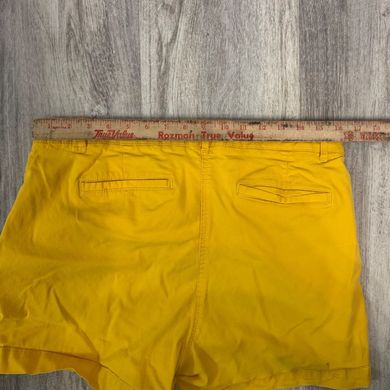 Boden Yellow Cotton Blend Chino Shorts Women US 10 Size undefined - Image 4