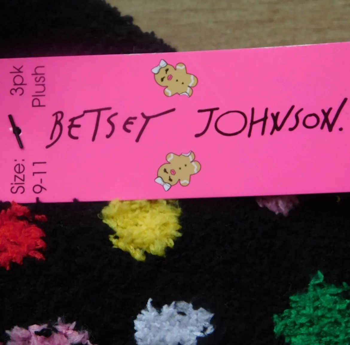 Betsy Johnson 3pk Plush Socks Size: 9-11 - Image 2