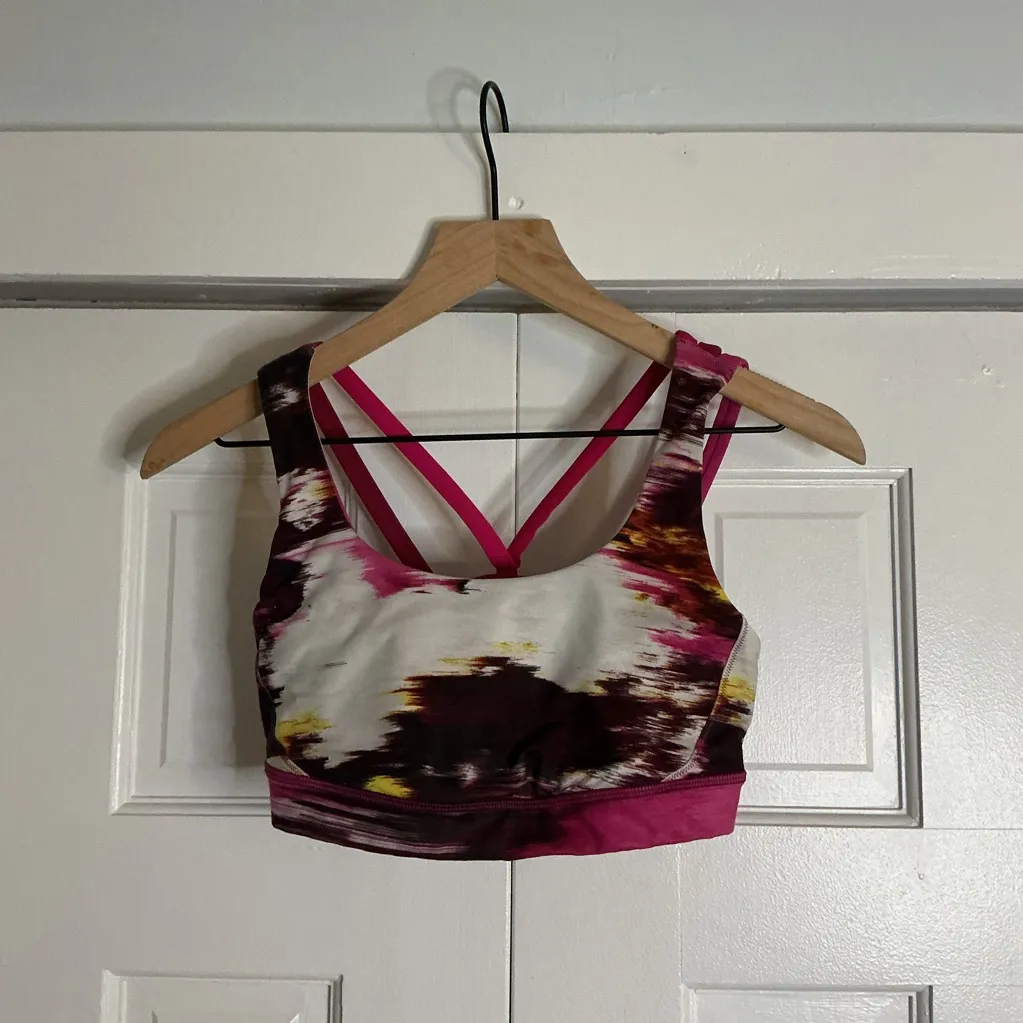 Lululemon entry bra exhale Pigment Wind Berry Rumble Multi size 6 - Image 3