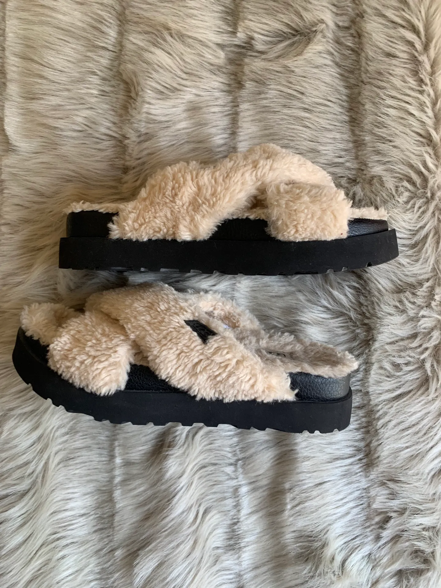 Fuzz Sugar Slide Sandal in Natural / Black Size US 9 - Image 3