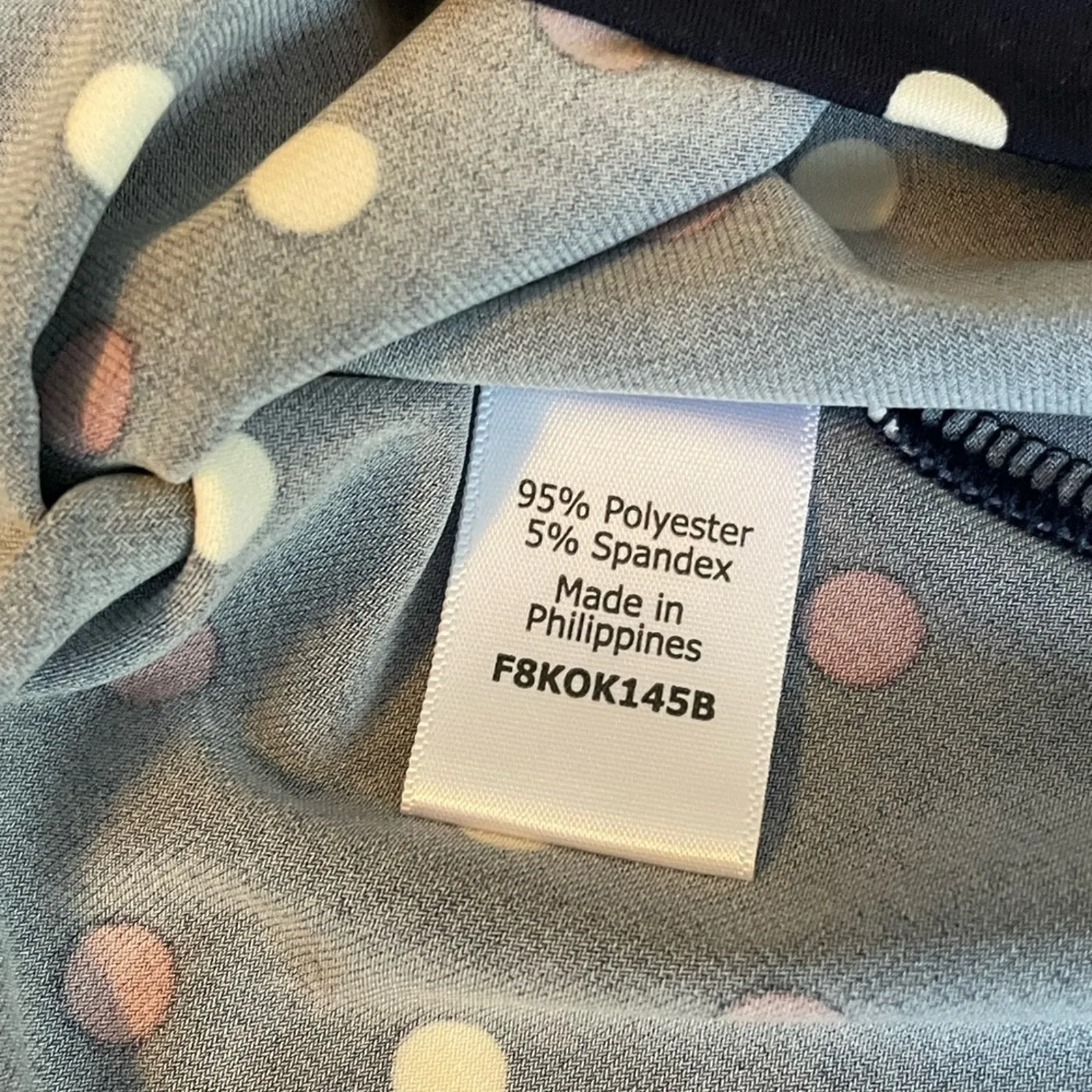 41 hawthorn elbow length sleeve faux wrap top with belt Size XS. Workwear Blue - Image 4