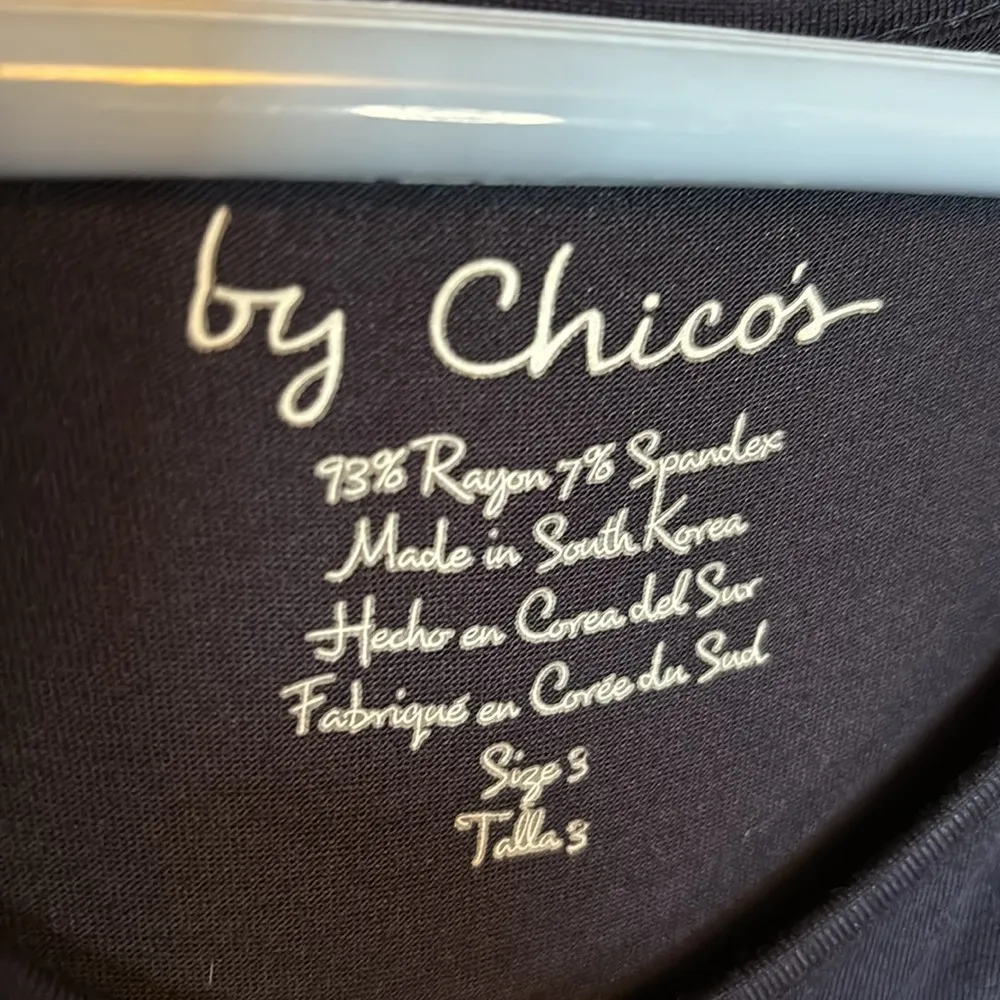 Chico’s blue top size 3 long sleeves - Image 5