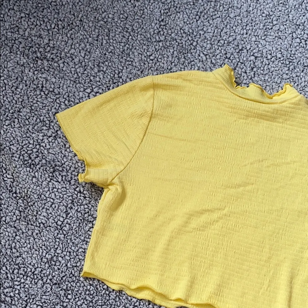 Shinestar Yellow Ruffled Crop Tee Short Sleeve - Image 7