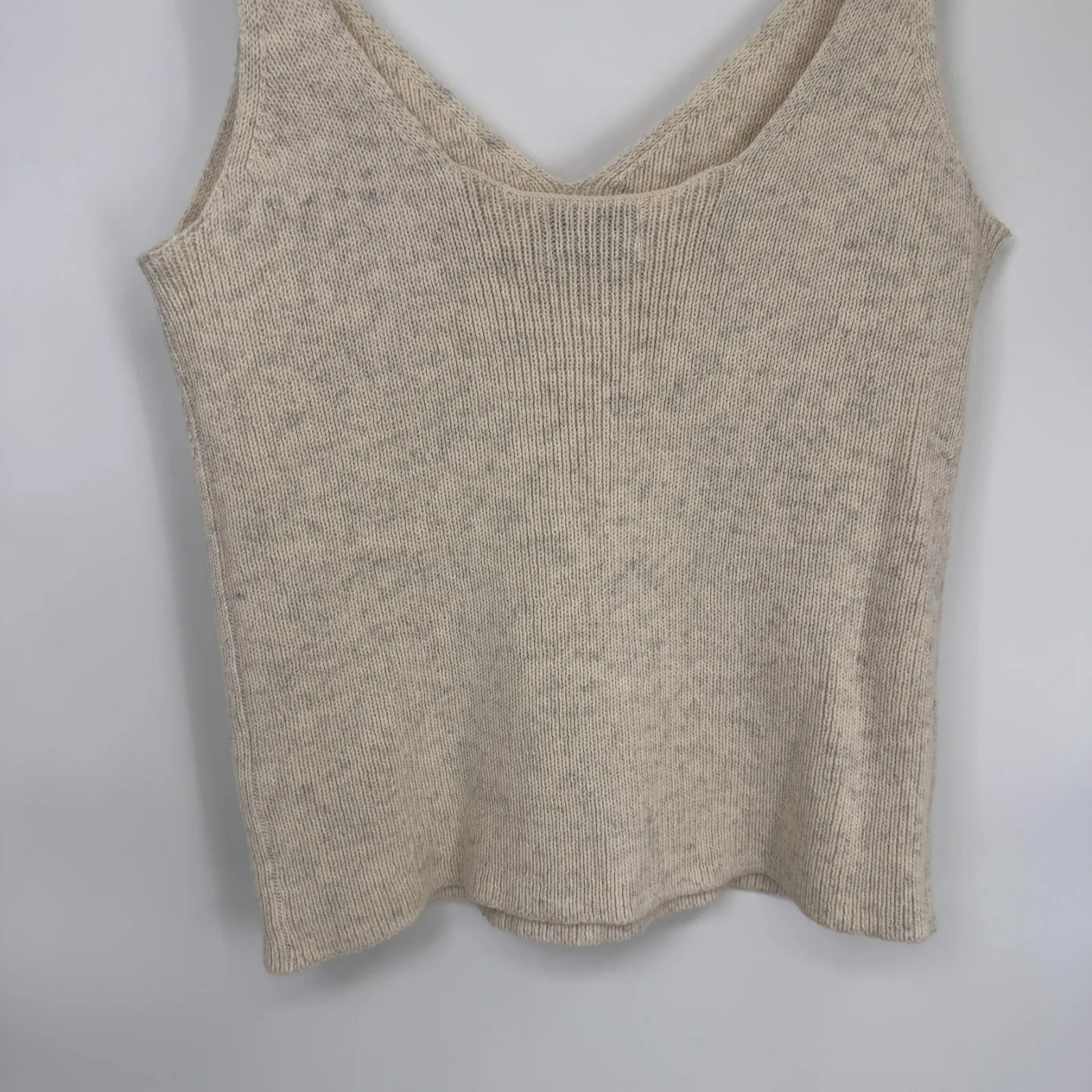 Old Navy Ribbed Minimalist Sweater Tank Top Womens Large Oatmeal Wool Blend - Image 7