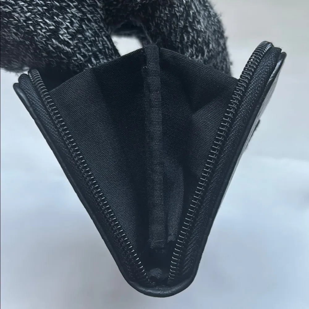 Rosetti Wallet Black EUC - Image 7