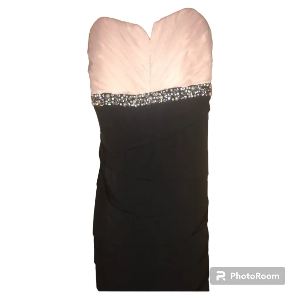 City Triangles Size small beautiful strapless cocktail dress
disc - Image 3