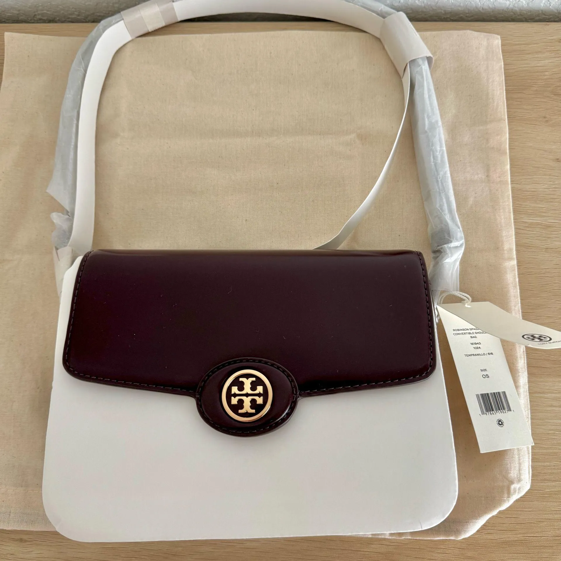 Tory Burch Robinson Spazzolato Convertible Shoulder Bag Burgundy - Image 13