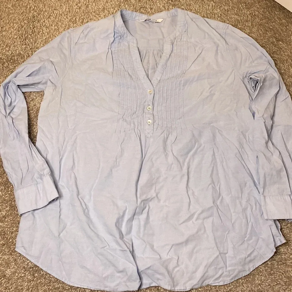 Old Navy  Light Blue Long Sleeve Top - Image 2