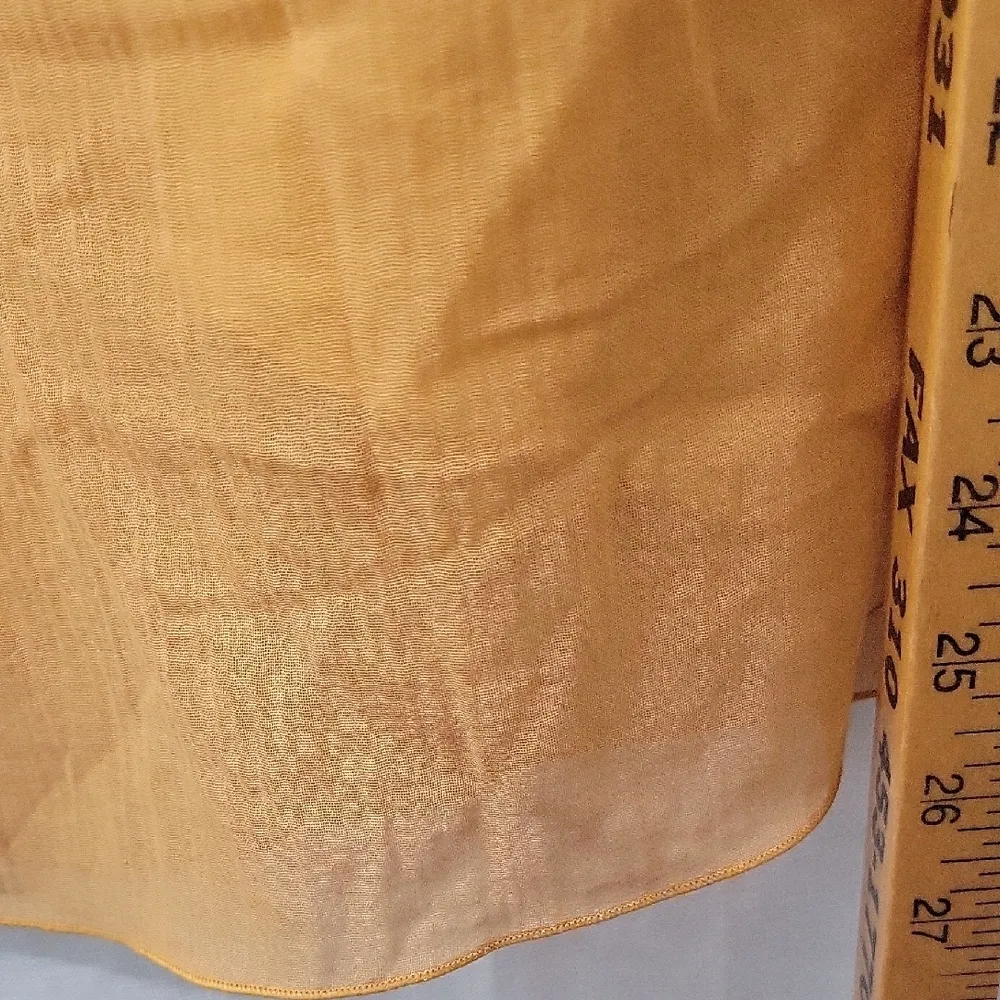 Marc Jacobs Mustard Ruffled Silk  Blouse Size 4 - Image 8