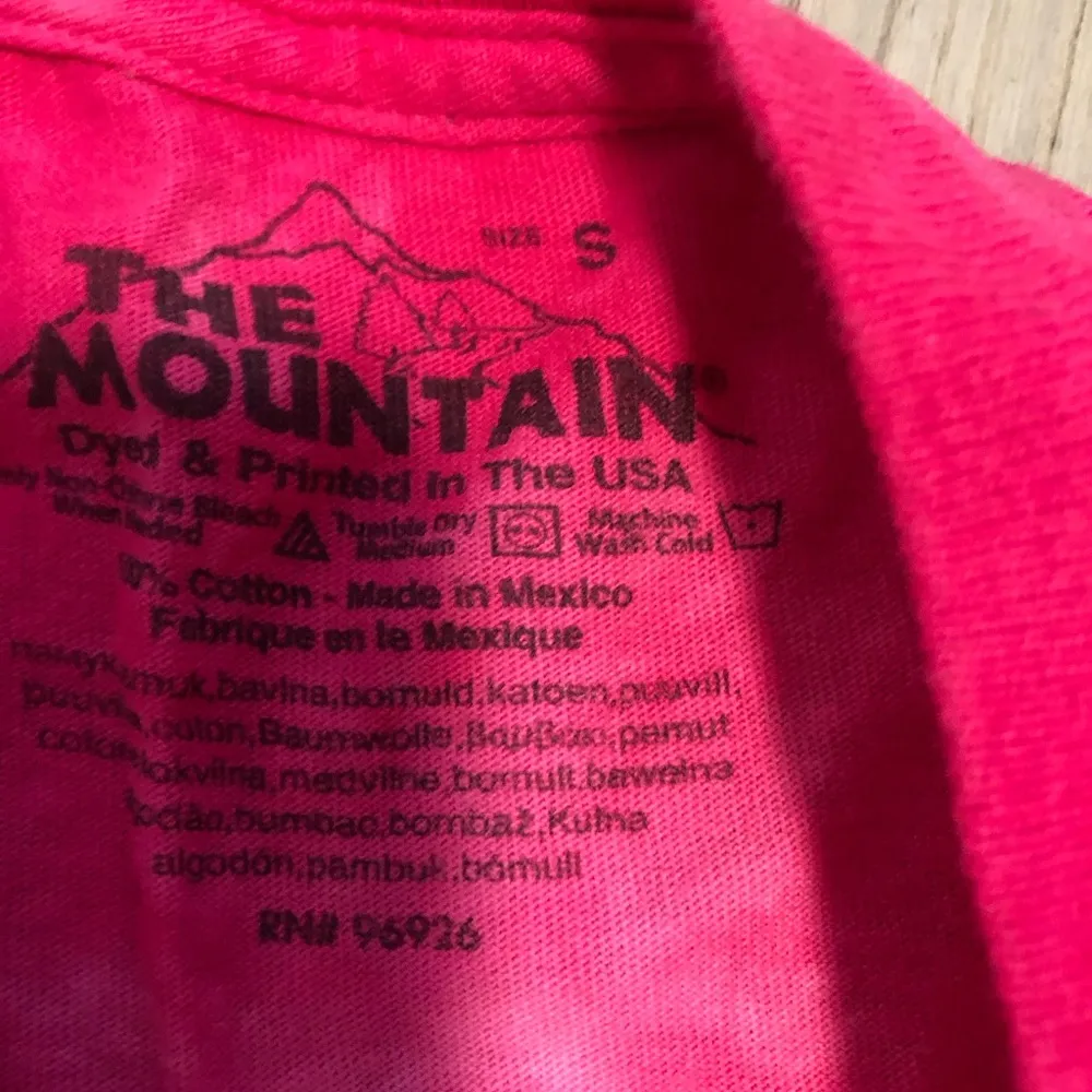 The Mountain, tie dye, Pug Luv size small - Image 3