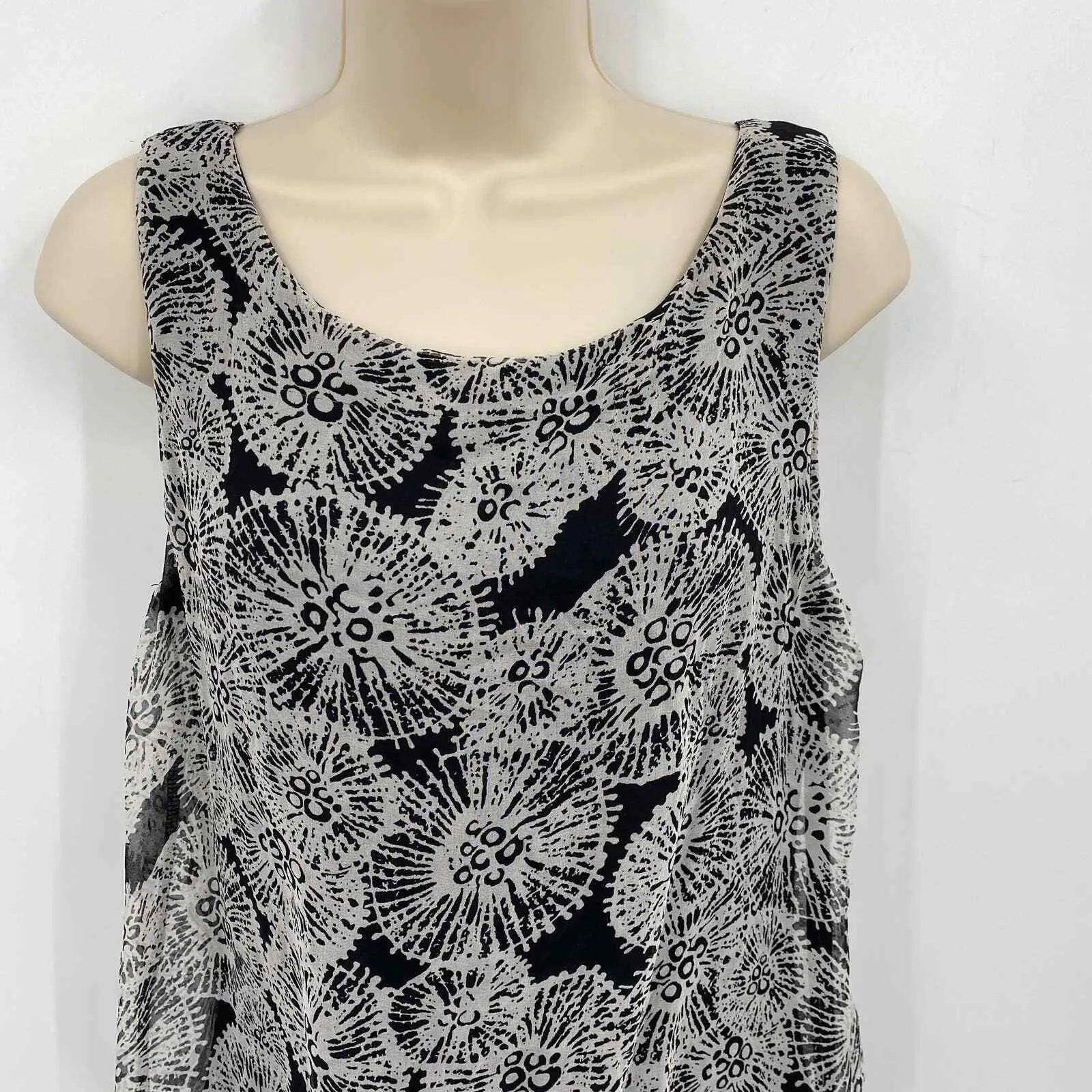 Bailey‎ 44 Donburi Shift Dress Womens Medium Black White Floral Silk Side Tie - Image 3