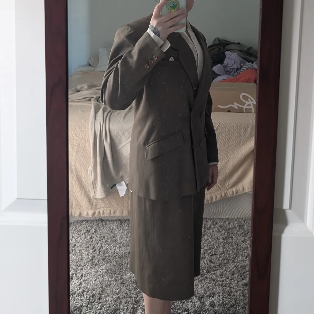 VTG Love Rich Japanese Women's Wool Suit Set Olive Green/White Women's Small/6 Green - Image 12