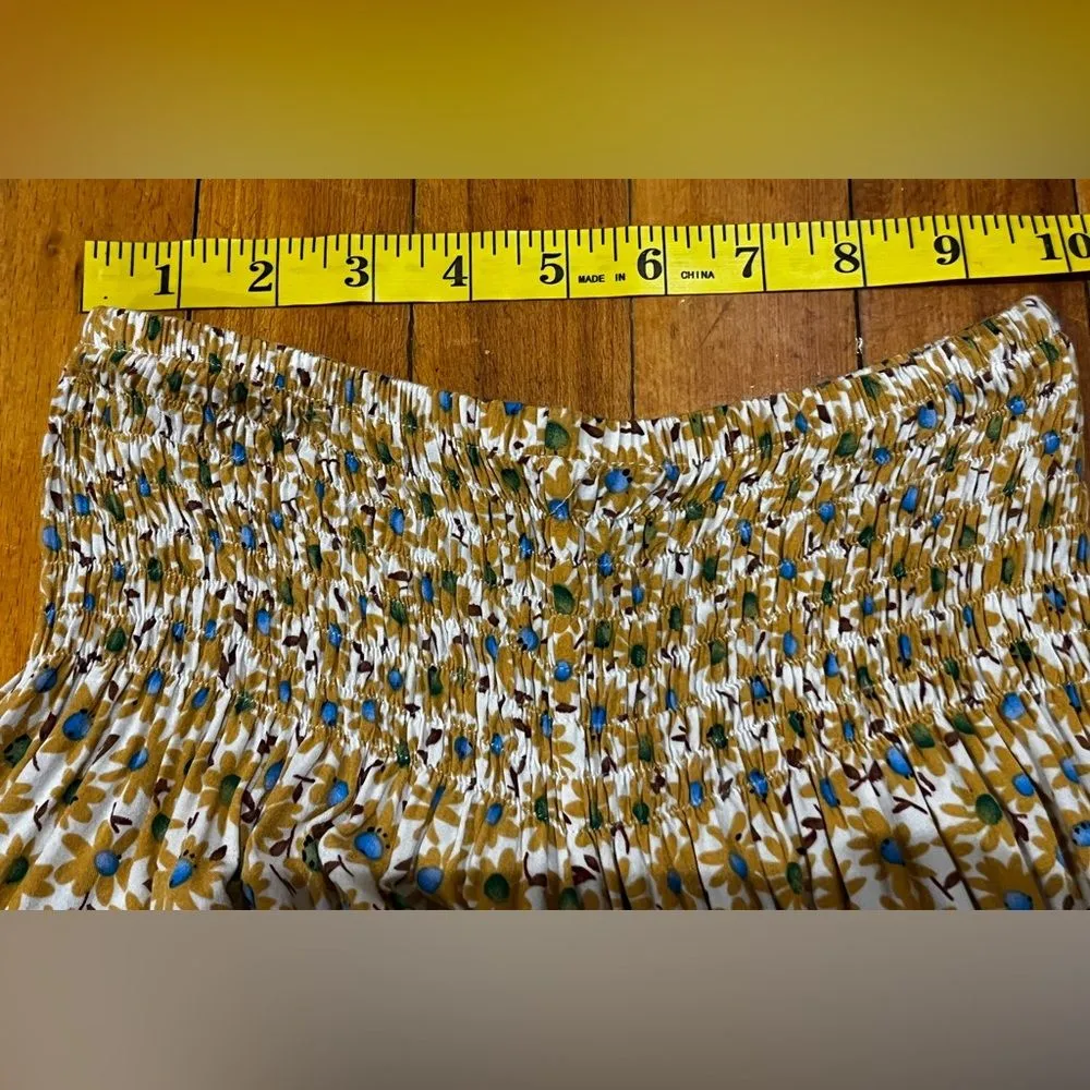 Mexicali Blues Boho Floral Printed Penny Lane Pants Size S/M Golden Yellow - Image 4