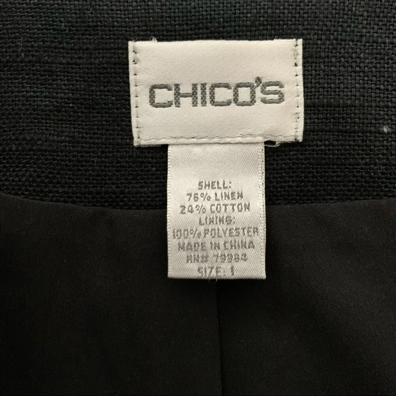 Chicos Lined Black Linen Jacket Chain Link Detail - Image 8