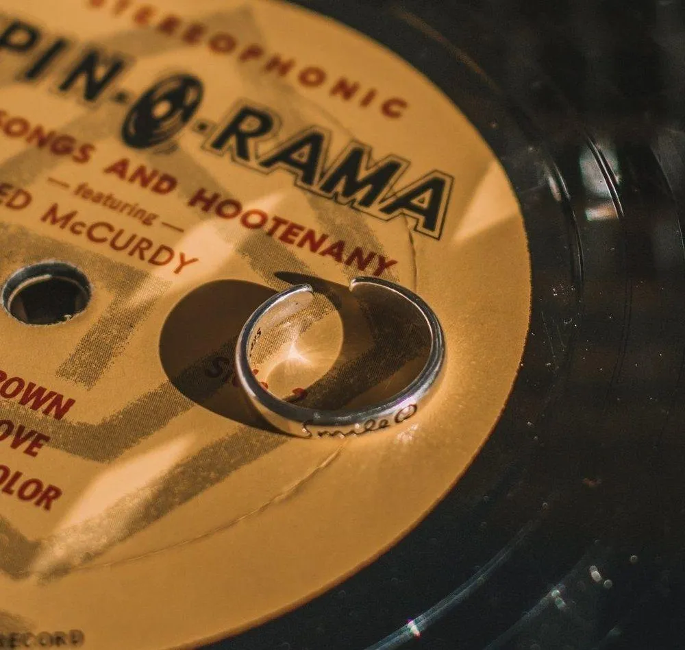 Retro Engraved Smile Smiley Face Silver Ring - Image 5