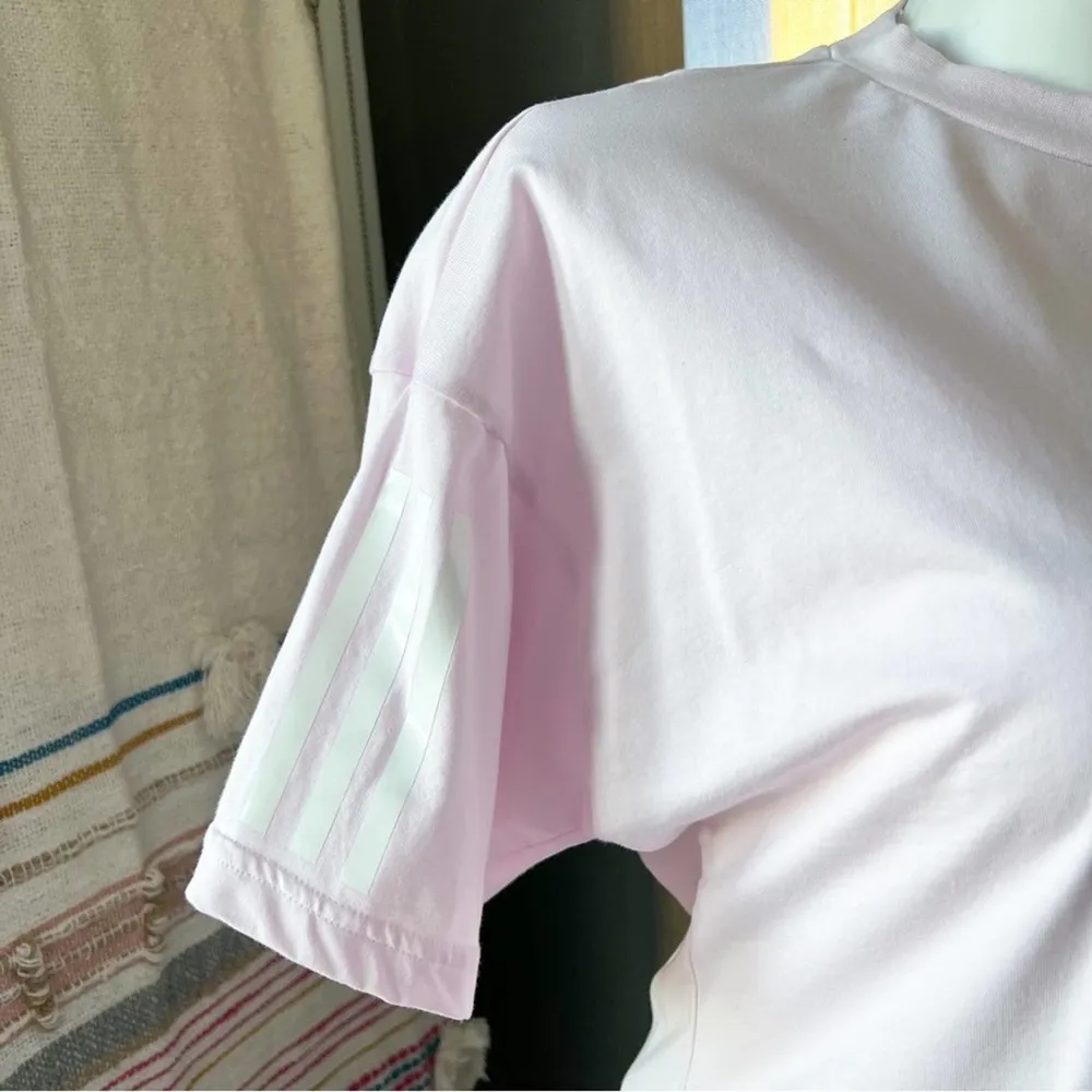 Adidas Almost Pink Loose Fit Crewneck Short Sleeve Open Back Cropped T-Shirt M - Image 3