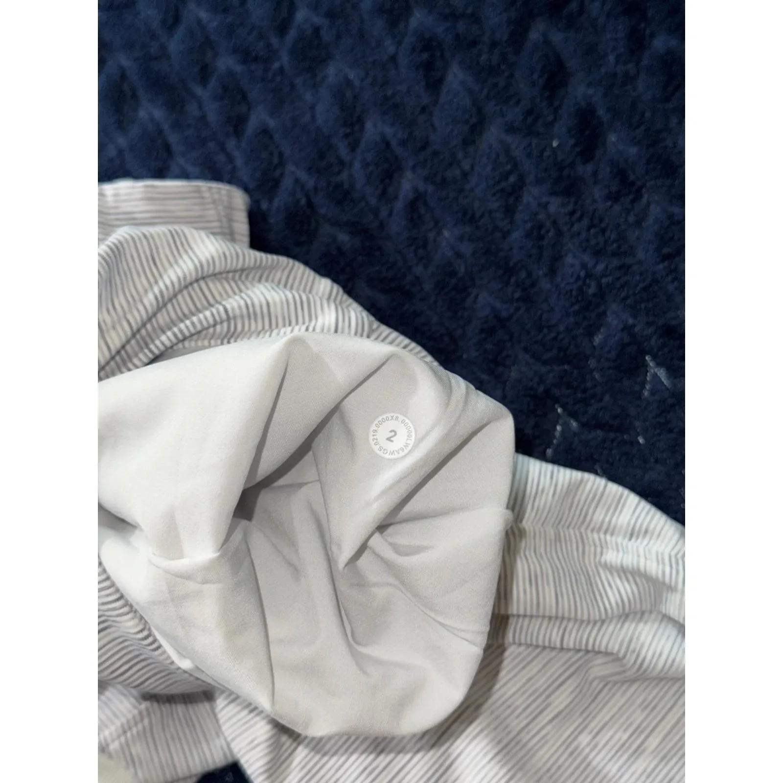 Lululemon Women's Sur The Fly Pantalon‎ Wee Are De Espace Nimbus Glace Size 2 - Image 3