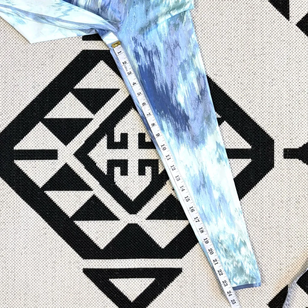 Aerie Move Watercolor Printed Crisscross Cutout 7/8 Leggings XS - Image 5