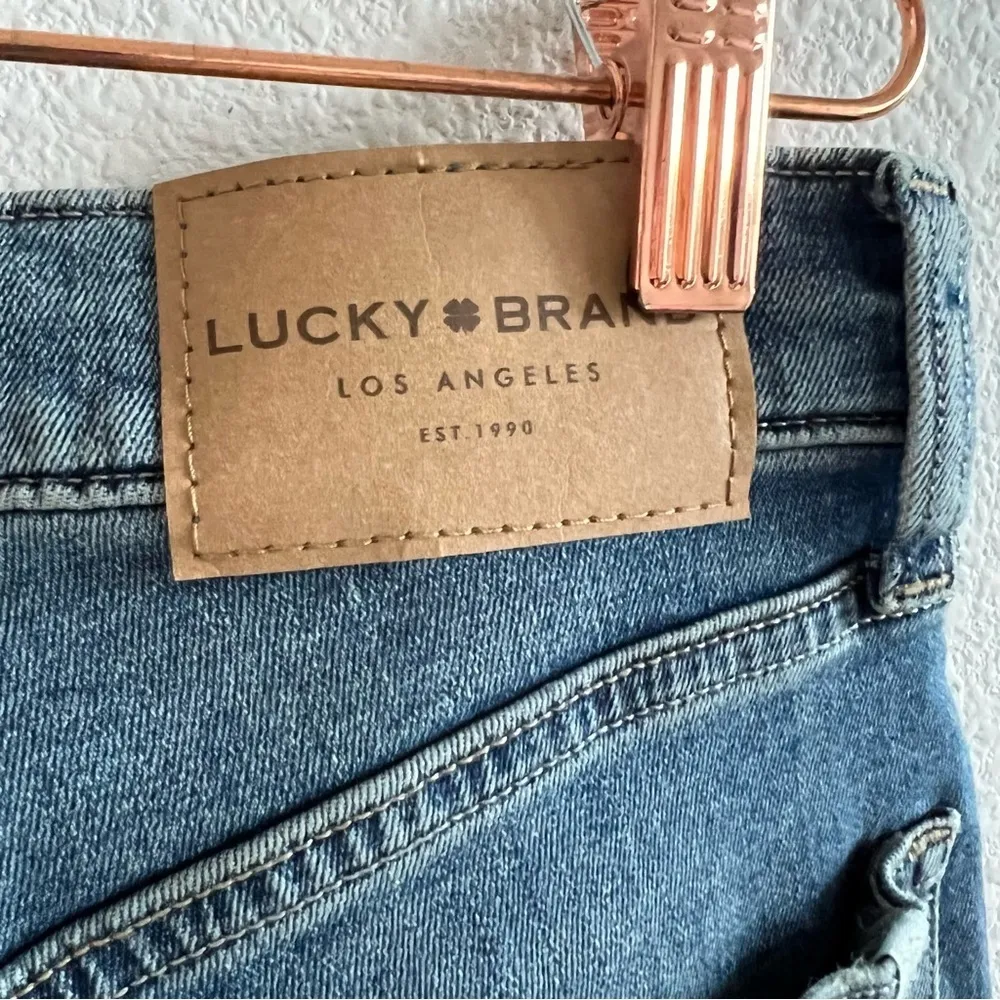 NWT Lucky Brand High Rise Skinny Bridgette Jeans Distressed Exposed Button Fly 2 - Image 8