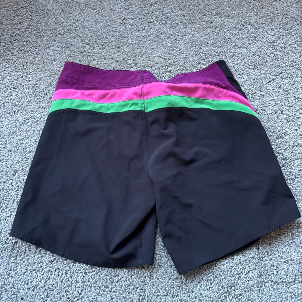 Raya Sun Black Board Shorts Size Medium - Image 4