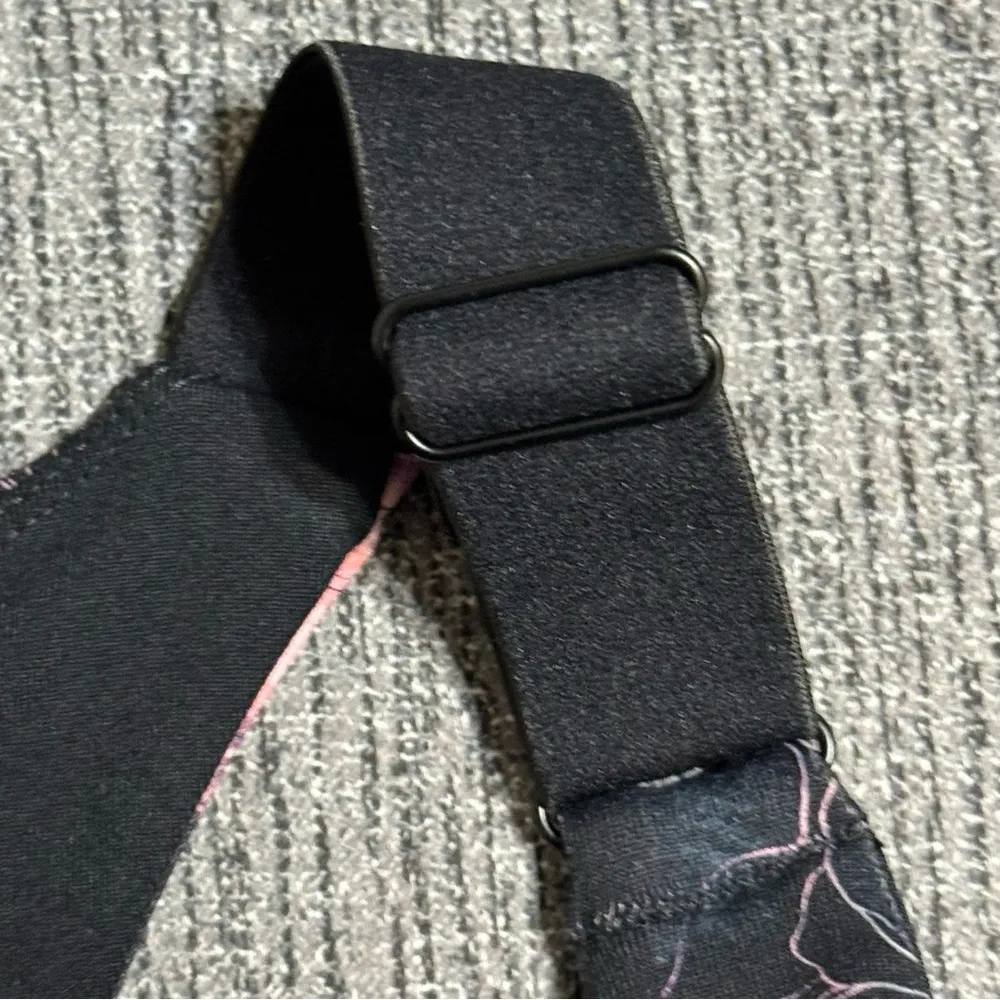 Skechers GOWALK Linear Floral Front Zip Bra - Image 6