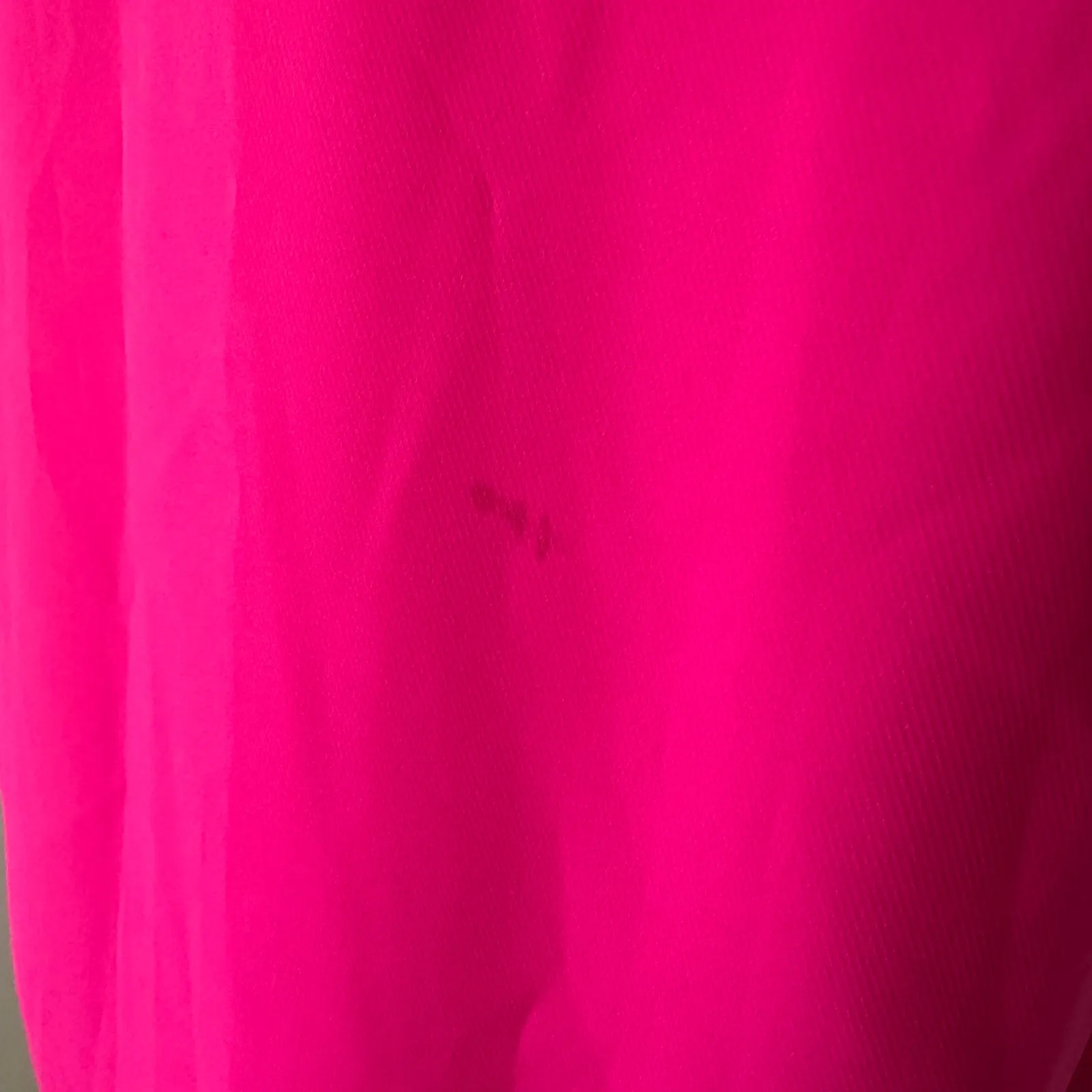 Amanda Uprichard hot pink flutter sleeve v-neck top size M - Image 12