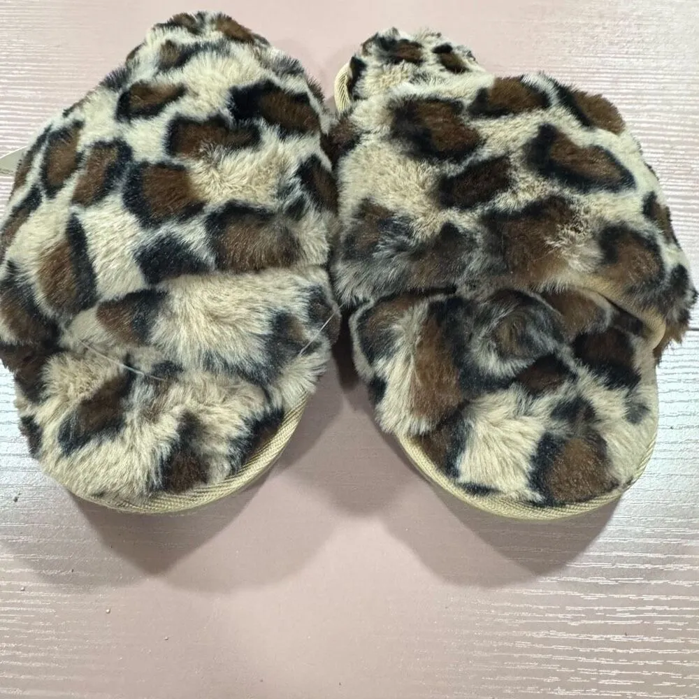 New Aerie Fur Slides Size 7 - Image 2