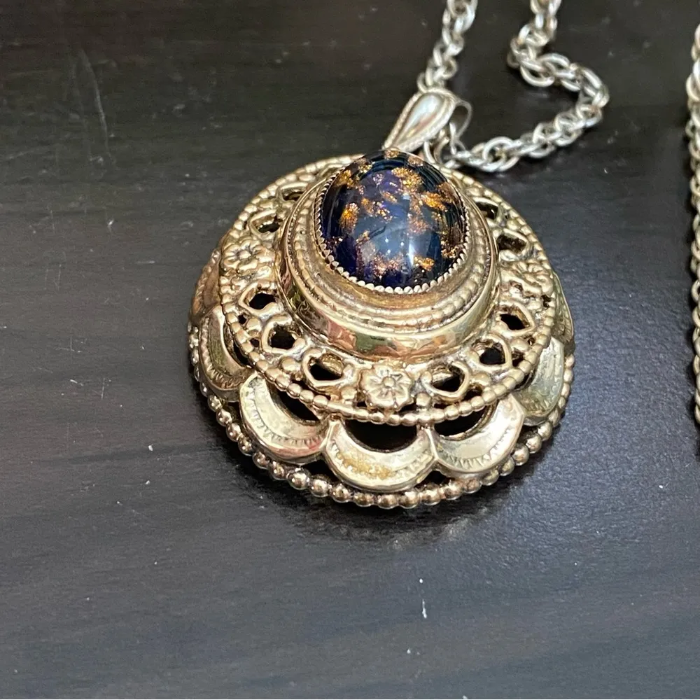 Vintage Caravellle Pendant Watch Double Sided Ornate Cabochon 24” Necklace WORKS - Image 7