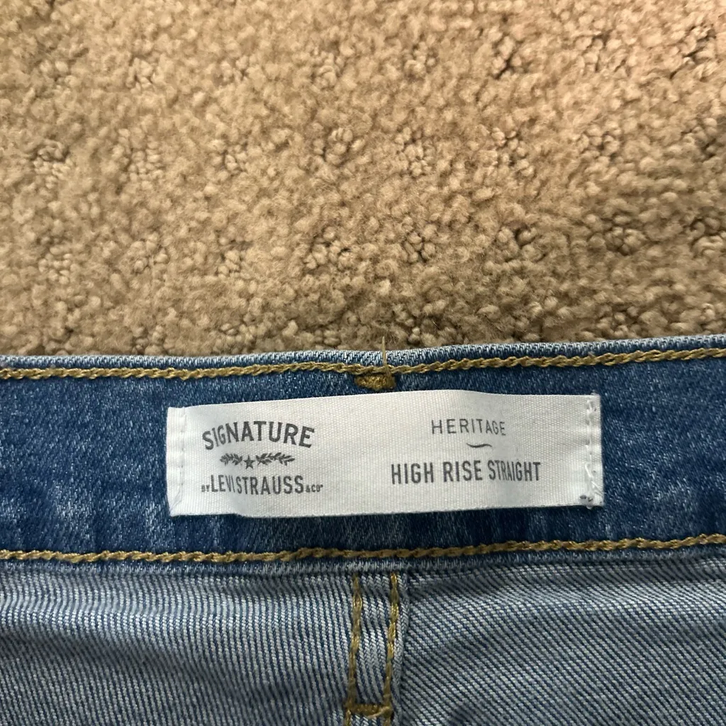 Signature by Levi Strauss Heritage High Rise Straight Distressed Jeans 6/W28 - Image 5