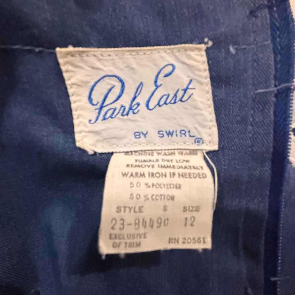 Vintage 1970s Park East bySwirl Chambray Dress Apple Appliqué Blue Cottagecore Size undefined - Image 5