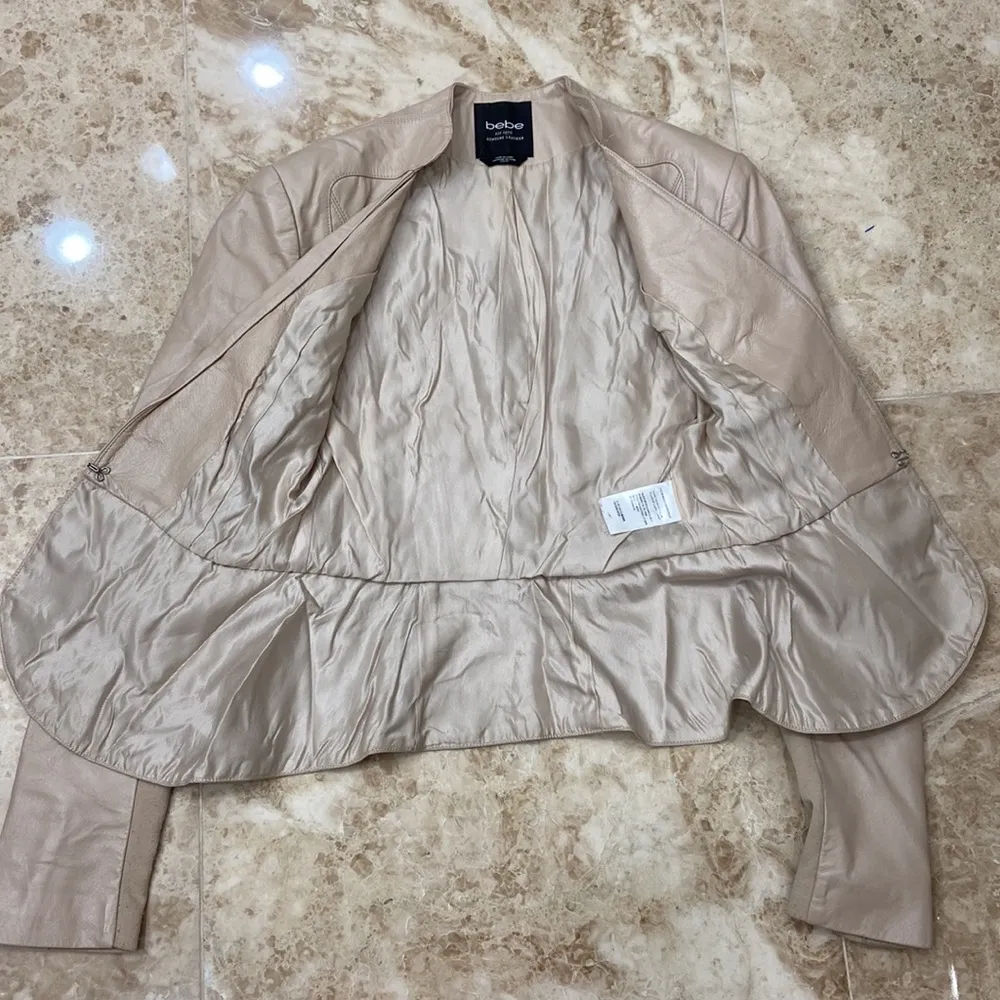 100% Leather Jacket. Size XS. Cream color - Image 10