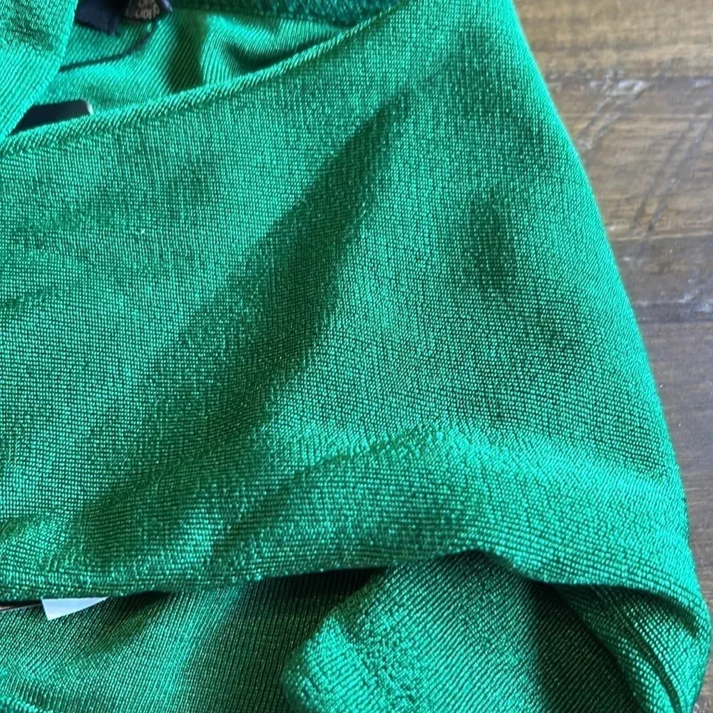 PLT PrettyLittlething Green Cross Over Halter Neck Acetate Slinky Crop Top 0 - Image 7