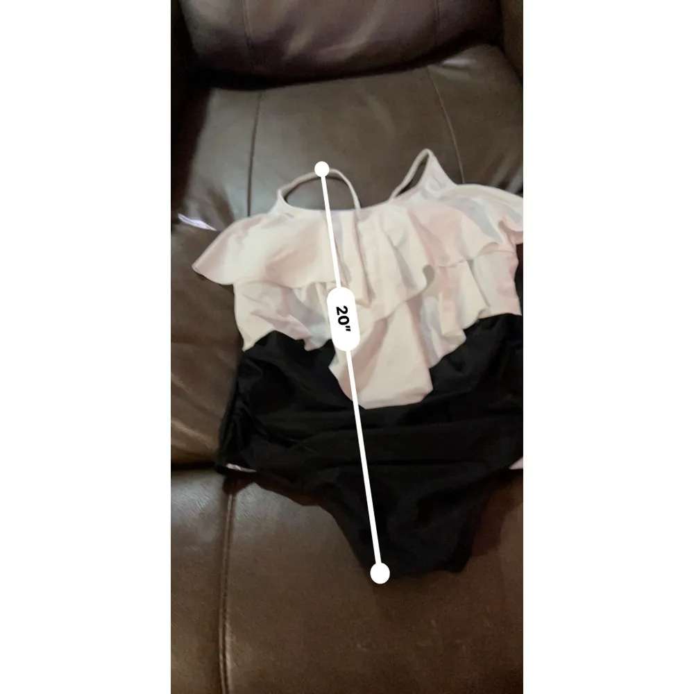 Black & White Ruffle Swimsuit - Image 5