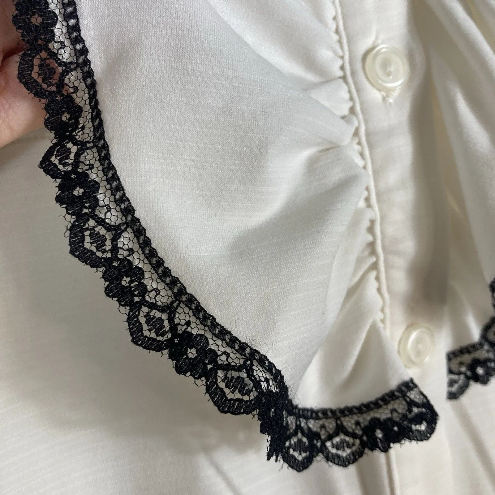 Cream Ivory Blouse M Ruffle Collar Black Lace Trim Cap Sleeve Coquette Career Size M - Image 3