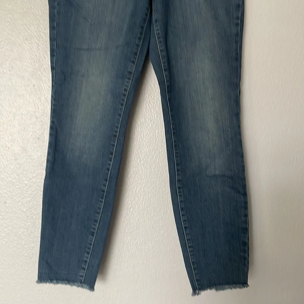 NWT Jessica Simpson High Rise Skinny Ankle Raw Hem Blue Jeans Size 6 / 28 - Image 3