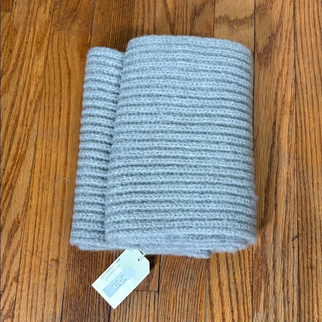 Hat Attack Lodge Loop Scard‎ Knit Grey NWT Gray - Image 3