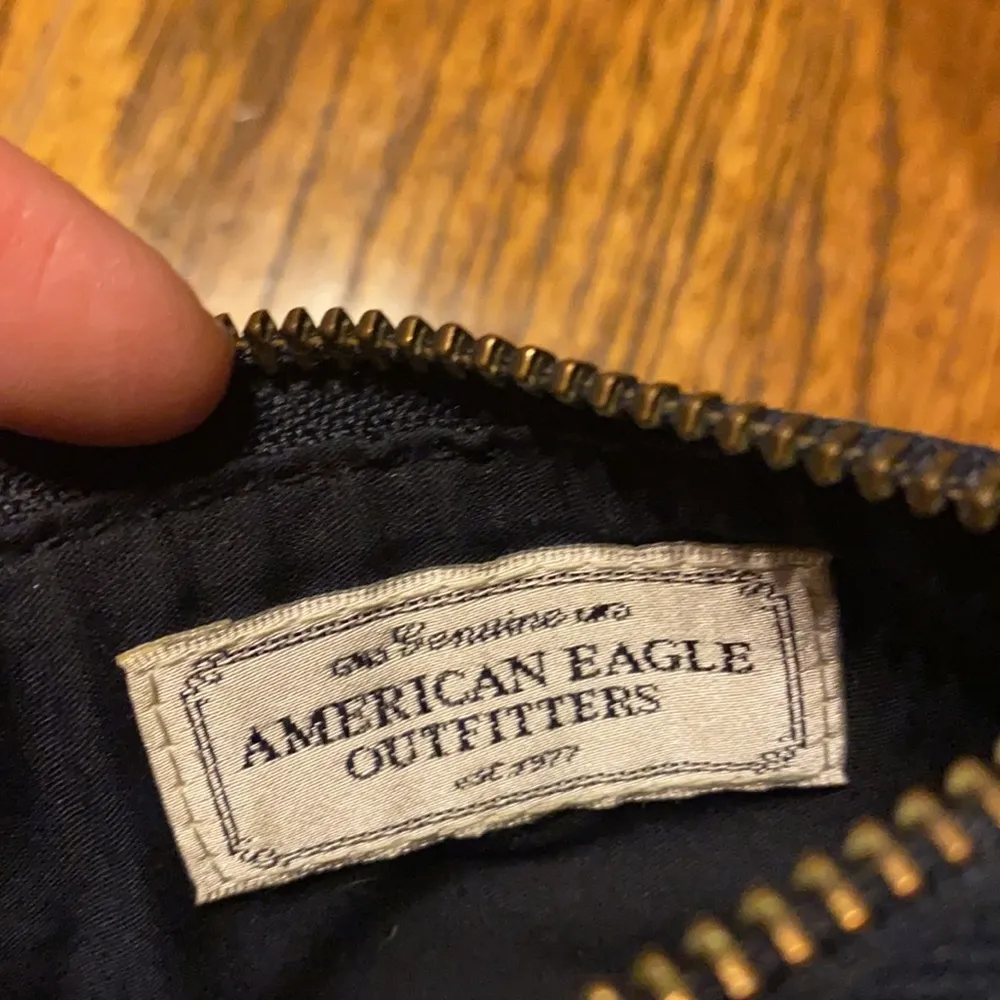 American Eagle Outfitters small wallet - Image 4