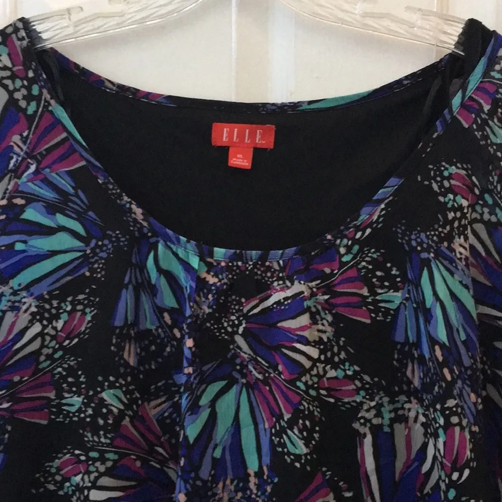 Elle FINAL MARKDOWN Ladies’  Top (XL) - Image 2