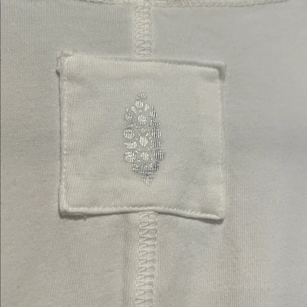 NWOT Free People FP Movement Hot Shot Tunic Tee In White XS 🌙 Silver - Image 8