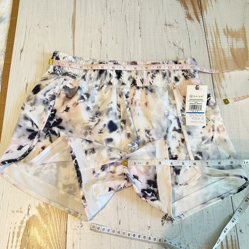 Gaiam Grace Print Woven Mesh-Trim Activewear Shorts Size XS Bright White - Image 9
